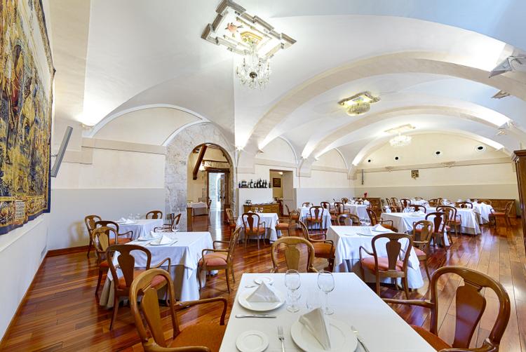 AZZ Hoteles | Seville | 1