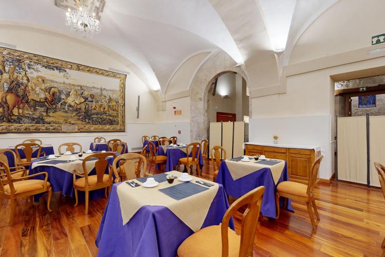 AZZ Hoteles | Sevilla | 4