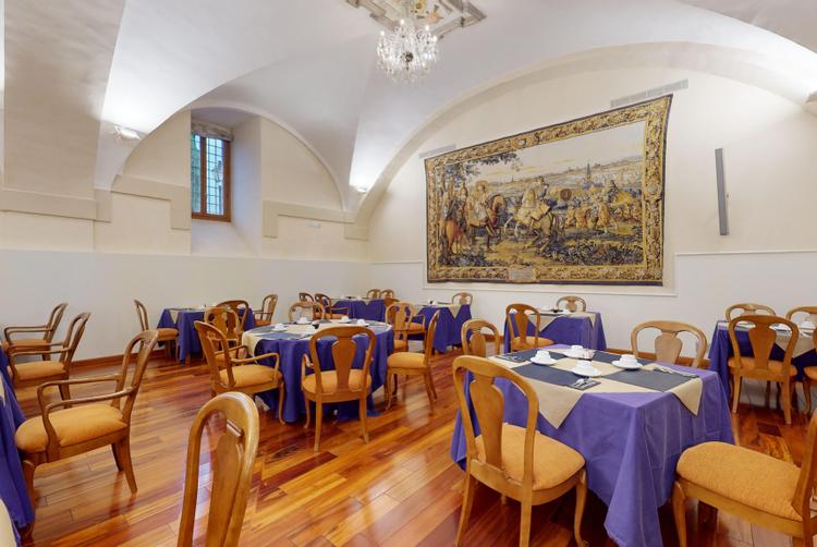 AZZ Hoteles | Sevilla | 3