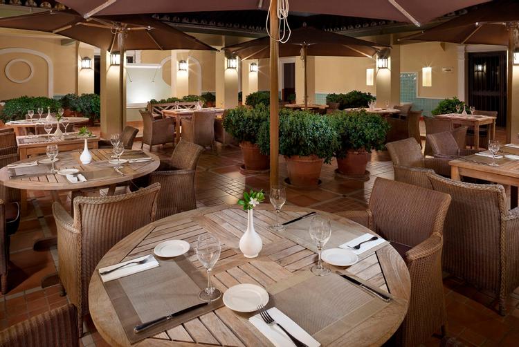 AZZ Hoteles | Seville | 1