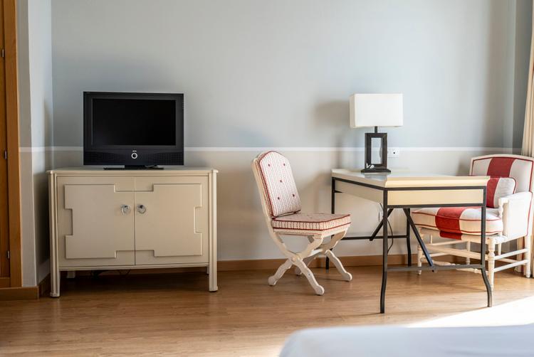 AZZ Hoteles | Seville | 8