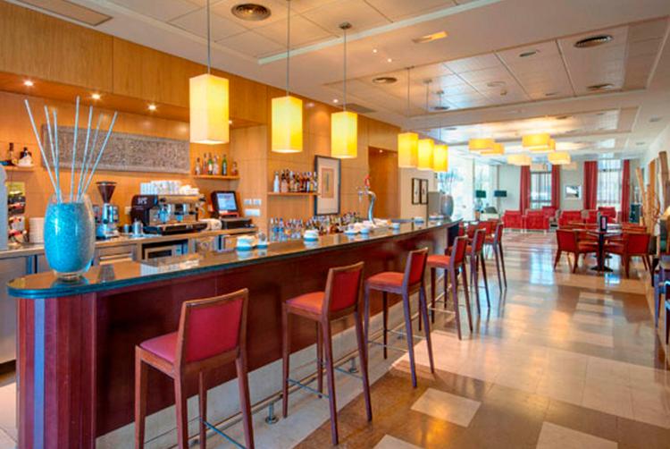 AZZ Hoteles | Seville | 3