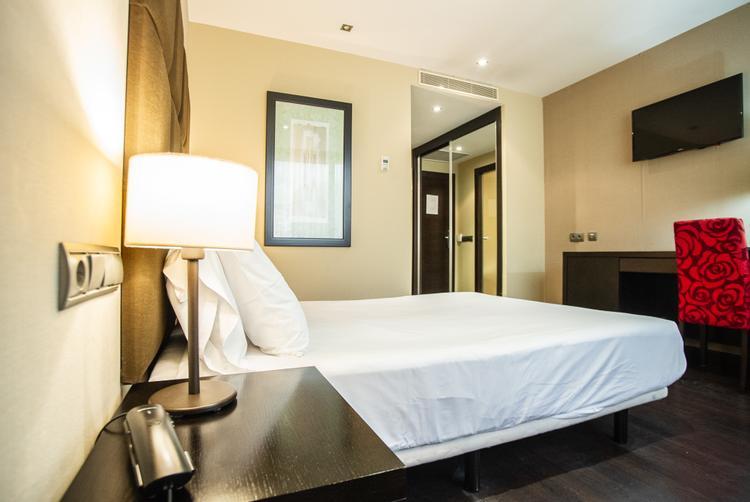 AZZ Hoteles | Seville | 7