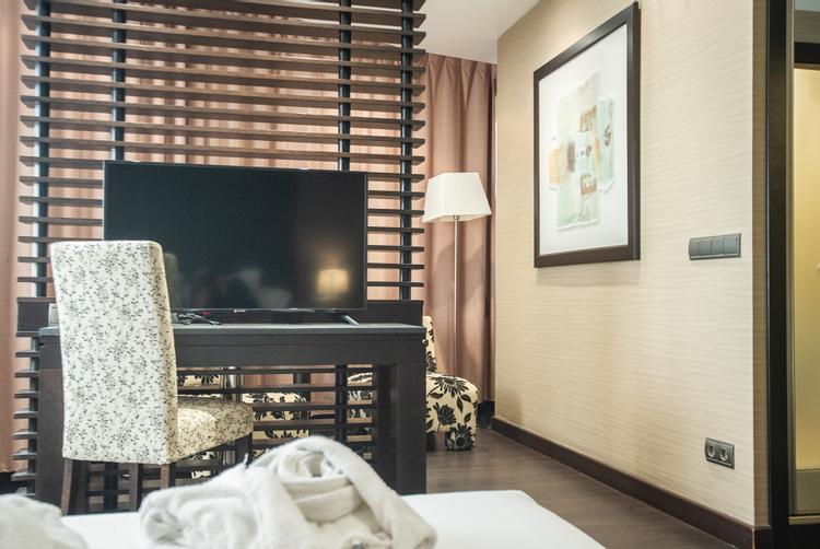 AZZ Hoteles | Sevilla | 7