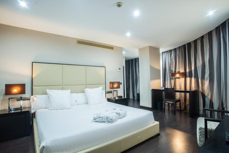 AZZ Hoteles | Sevilla | 5