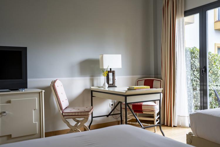 AZZ Hoteles | Seville | 6