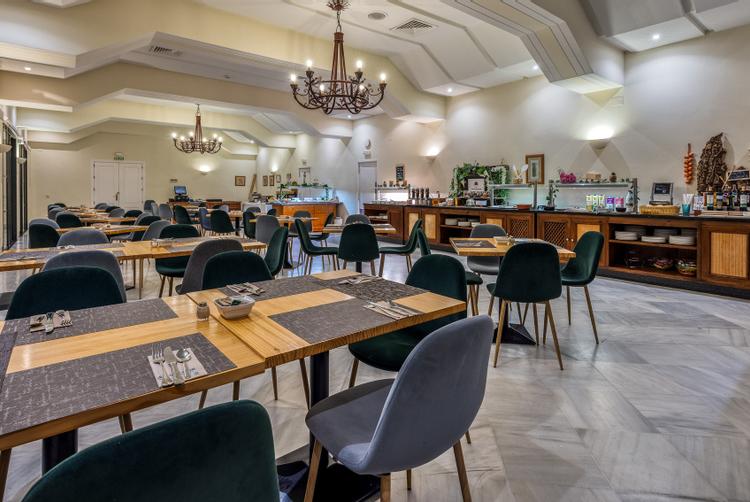 AZZ Hoteles | Sevilla | 1