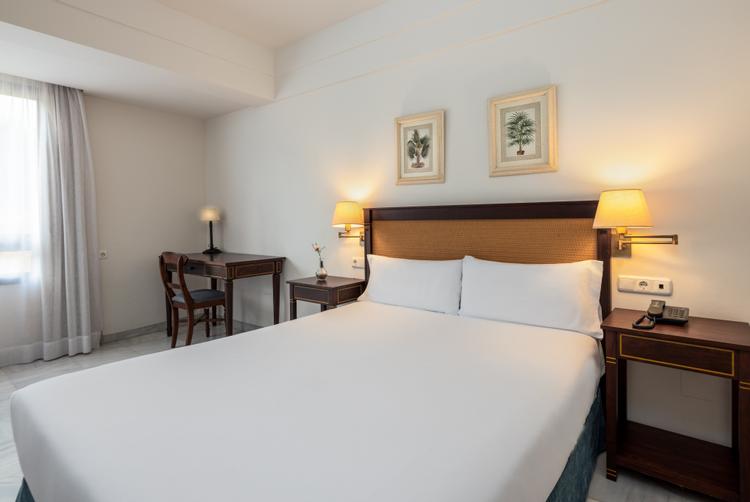 AZZ Hoteles | Sevilla | 8