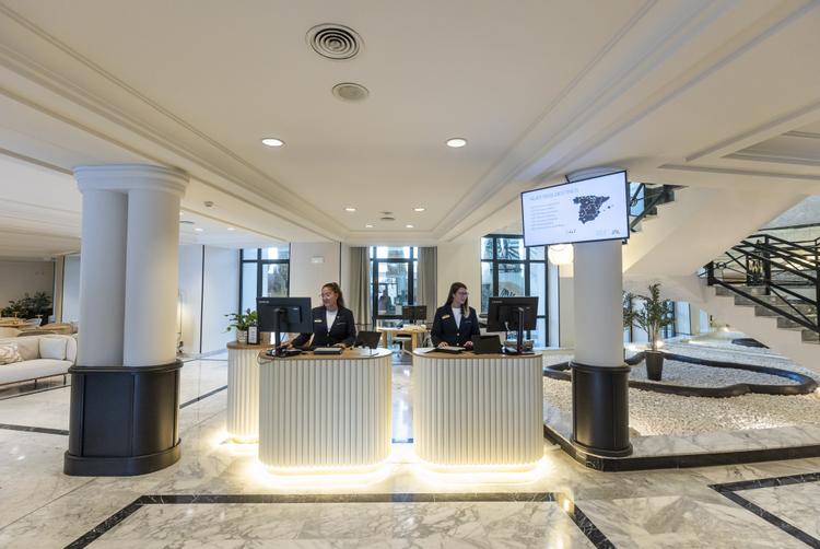 AZZ Hoteles | Sevilla | 5