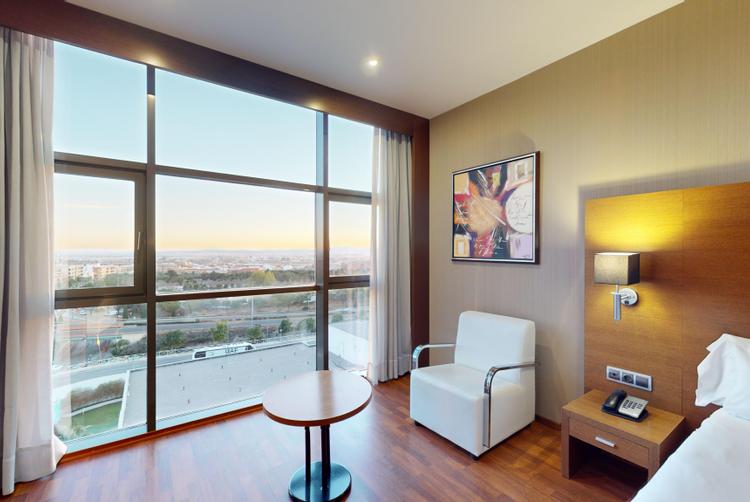 AZZ Hoteles | Sevilla | 3