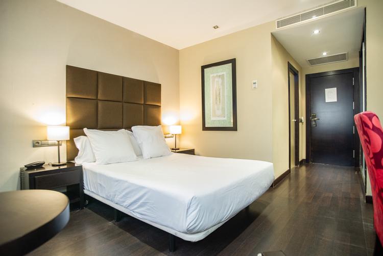 AZZ Hoteles | Sevilla | 1