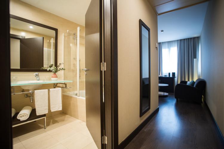 AZZ Hoteles | Sevilla | 20