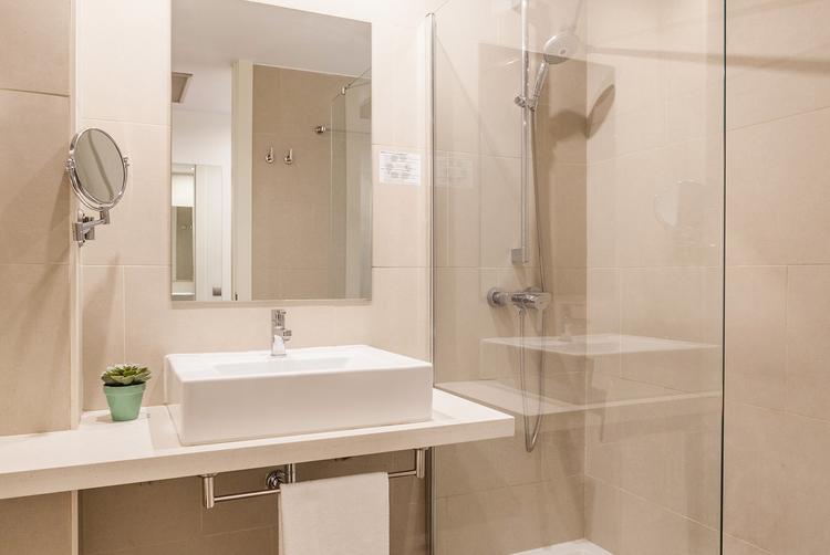 AZZ Hoteles | Sevilla | 6